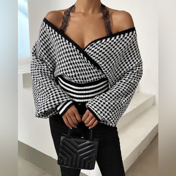 Lace Strap Batwing Sleeve Sweater - Picture 12 of 16